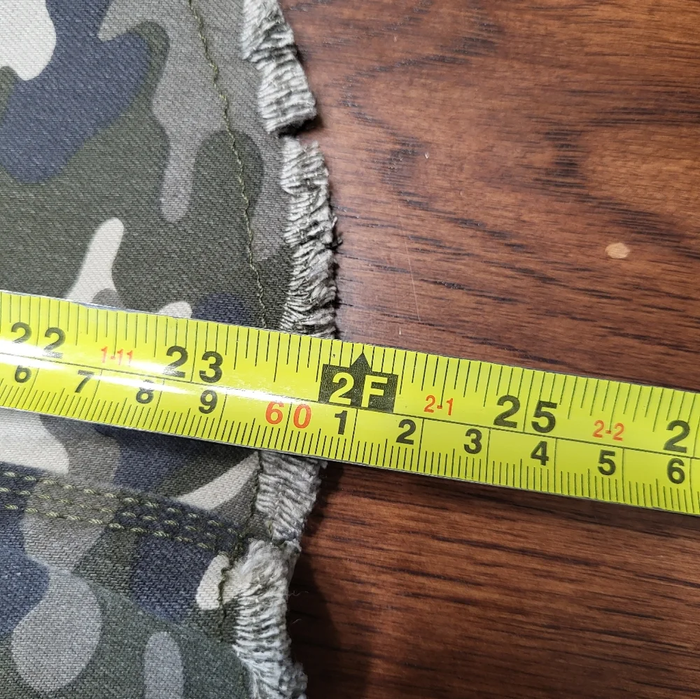 Cato Junior Miss Camouflage Denim Raw Hem Sportswear Casual Jacket Large New